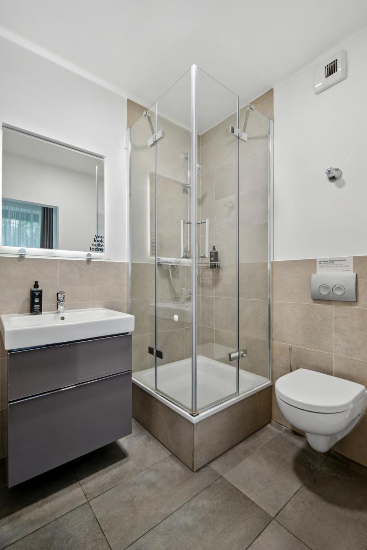 Limehome Munich Fritz-Erler Str Dış mekan fotoğraf