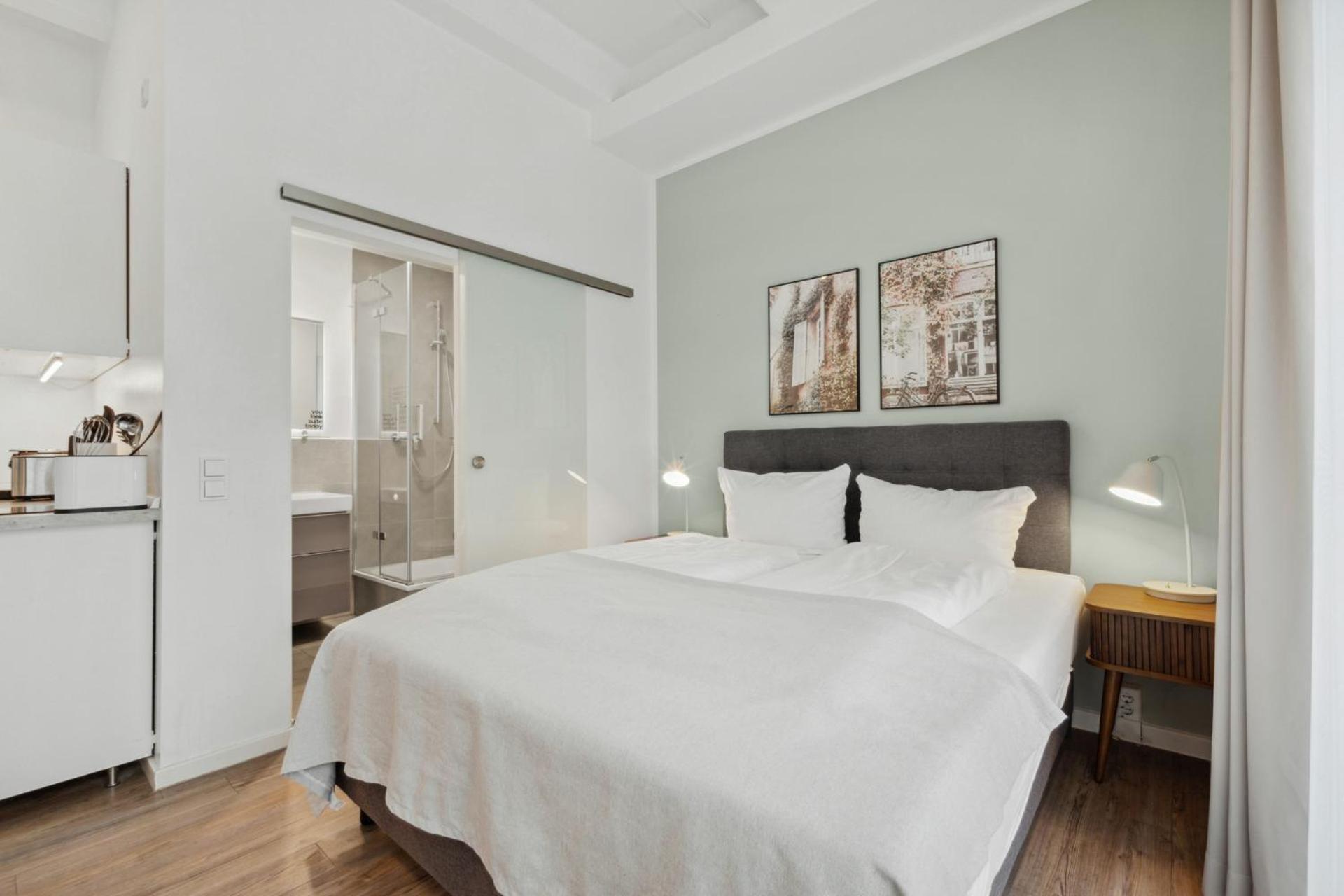 Limehome Munich Fritz-Erler Str Oda fotoğraf